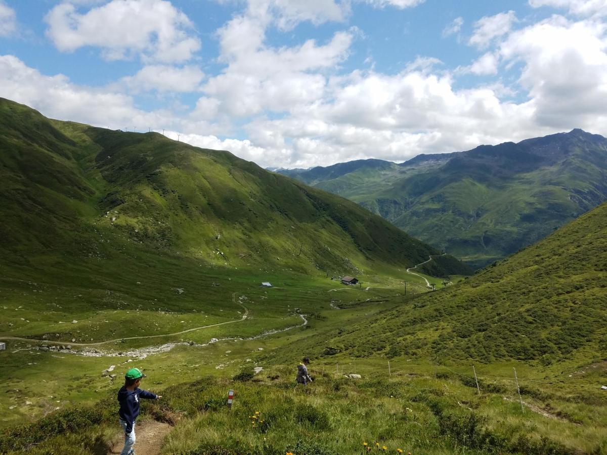 Apartmán Tgesa Felici Sedrun Exteriér fotografie